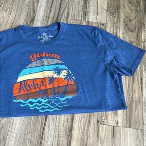 SUN AND SEA Graphic T-Shirt